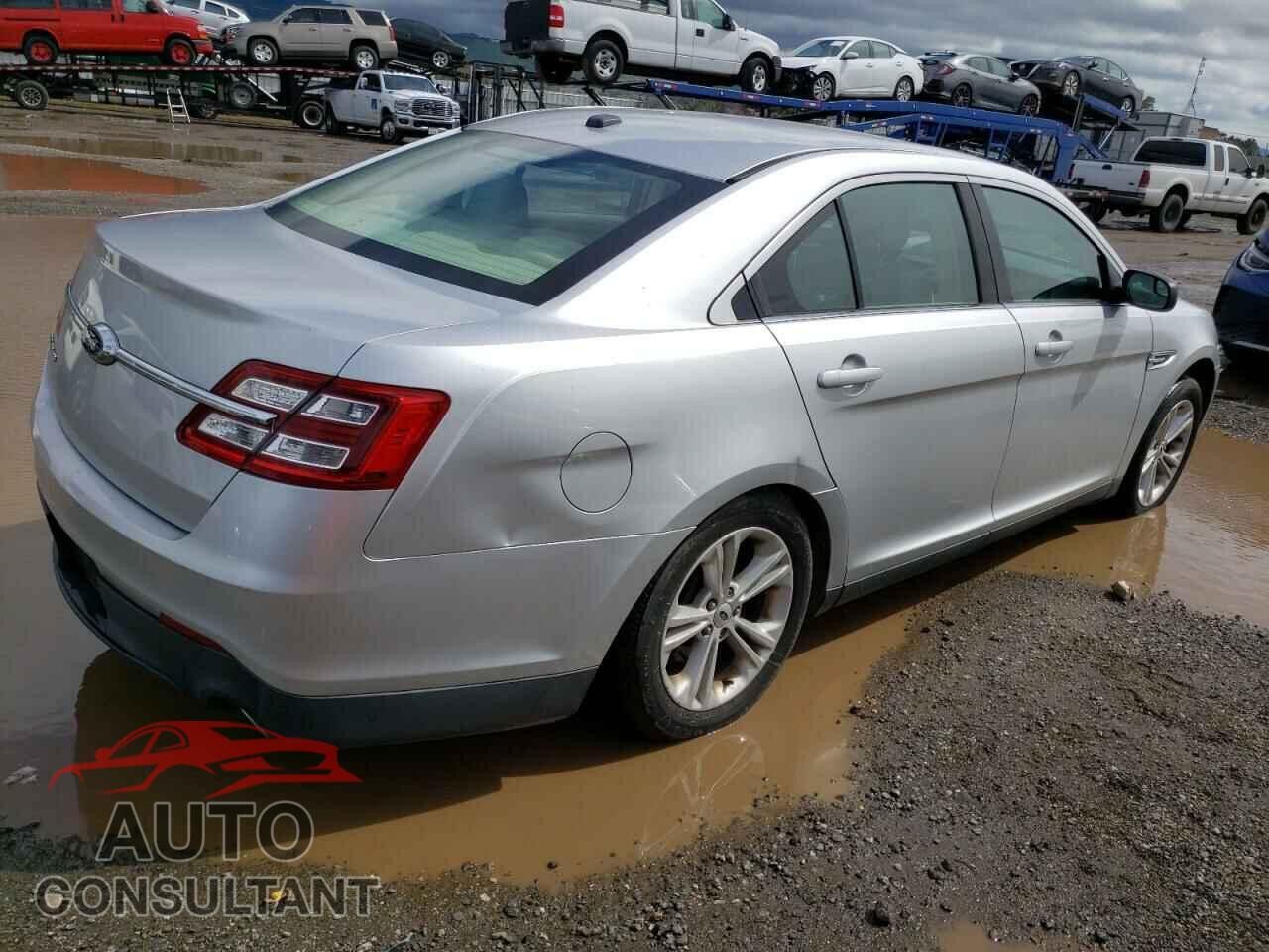 FORD TAURUS 2015 - 1FAHP2D85FG151660