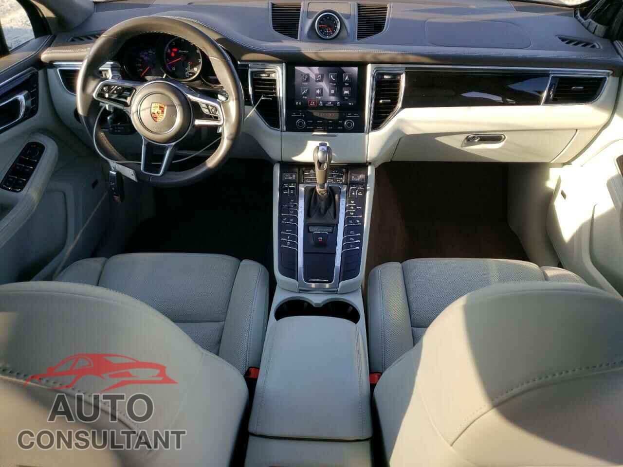 PORSCHE MACAN 2017 - WP1AF2A51HLB60504