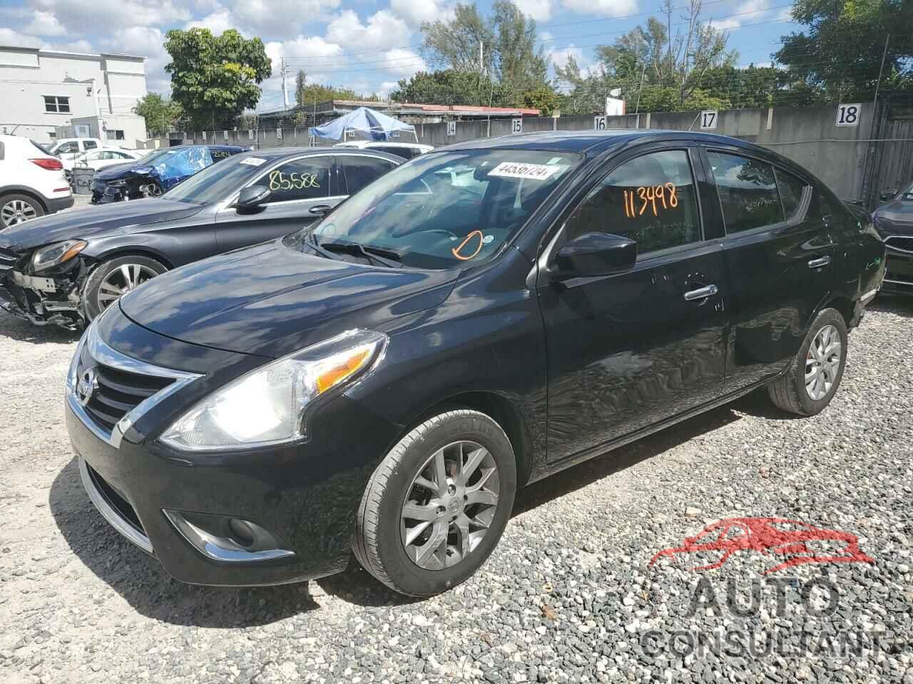 NISSAN VERSA 2018 - 3N1CN7AP5JL857702