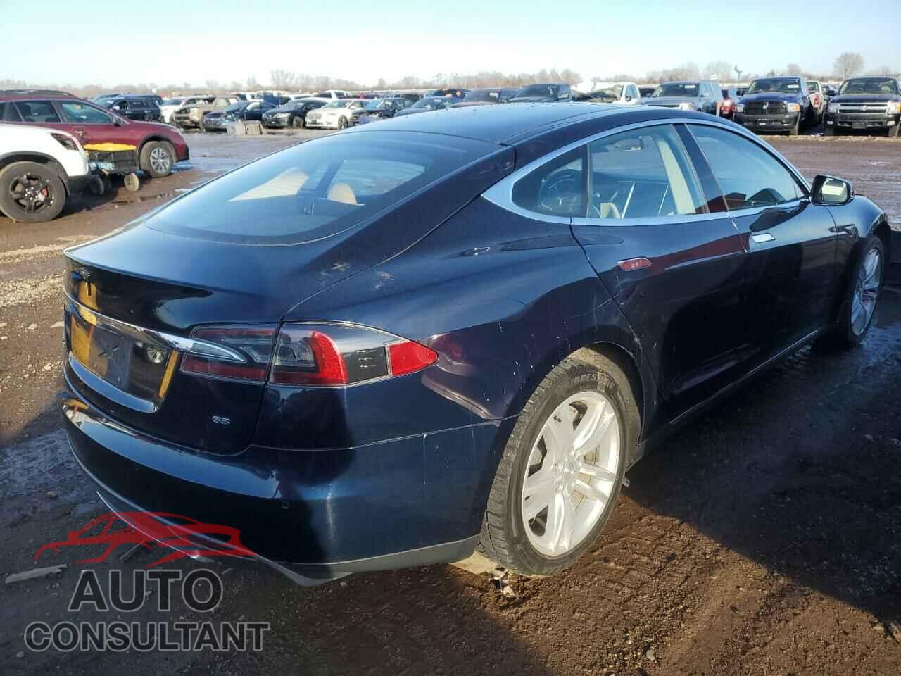 TESLA MODEL S 2014 - 5YJSA1H16EFP44865