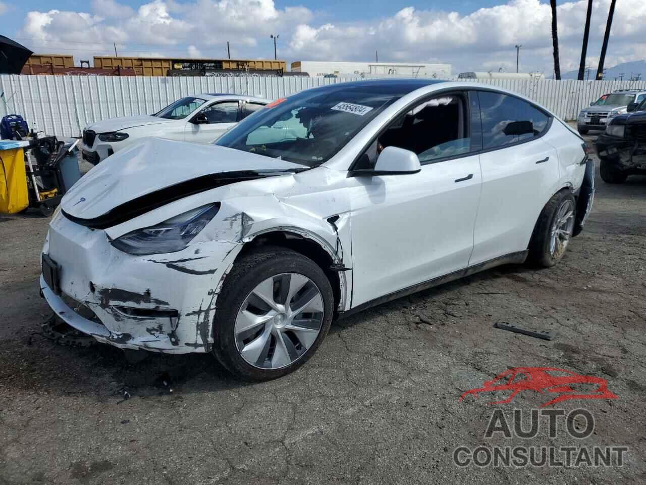 TESLA MODEL Y 2021 - 5YJYGDEE2MF063540