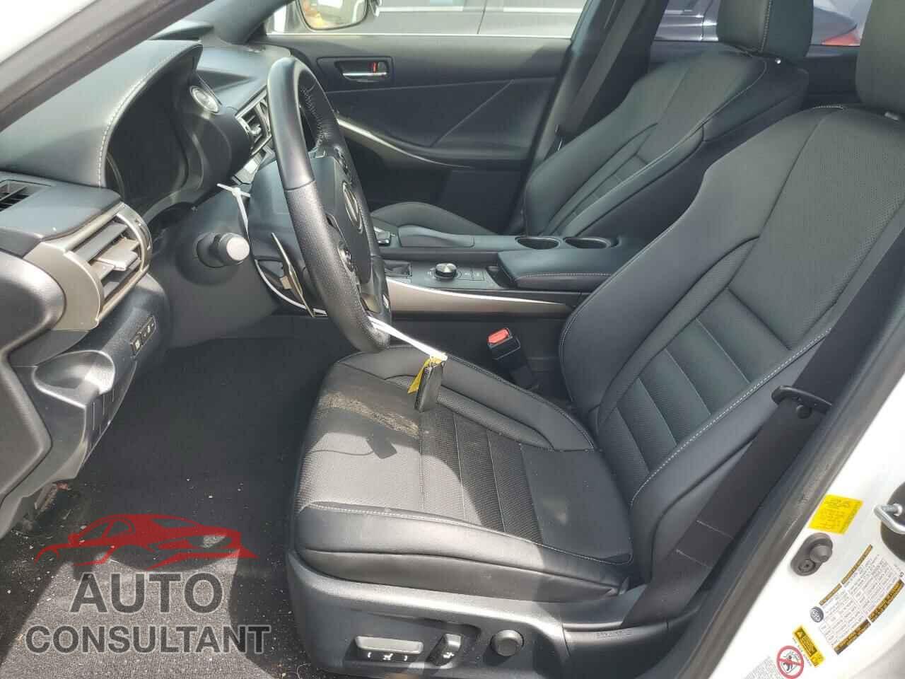 LEXUS IS 2016 - JTHBA1D22G5022469