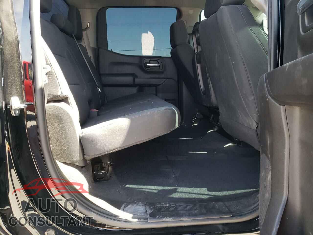CHEVROLET SILVERADO 2021 - 3GCPYCEFXMG331983