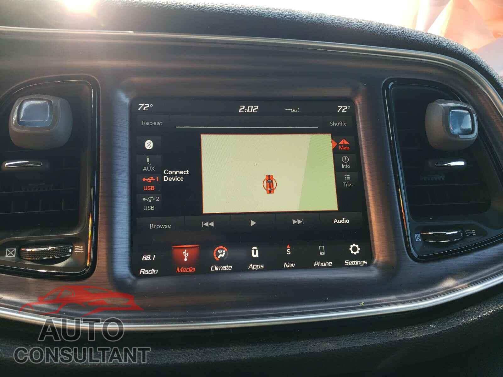 DODGE CHALLENGER 2018 - 2C3CDZAG8JH215063