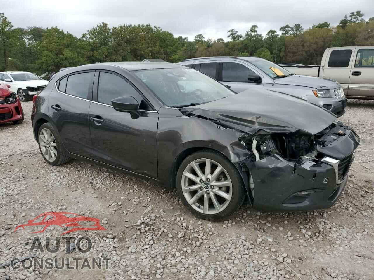 MAZDA 3 2017 - 3MZBN1L31HM137587
