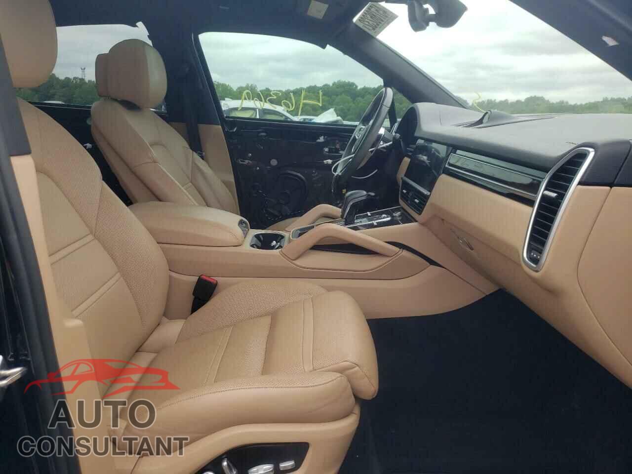 PORSCHE CAYENNE 2019 - WP1AA2AY9KDA06827