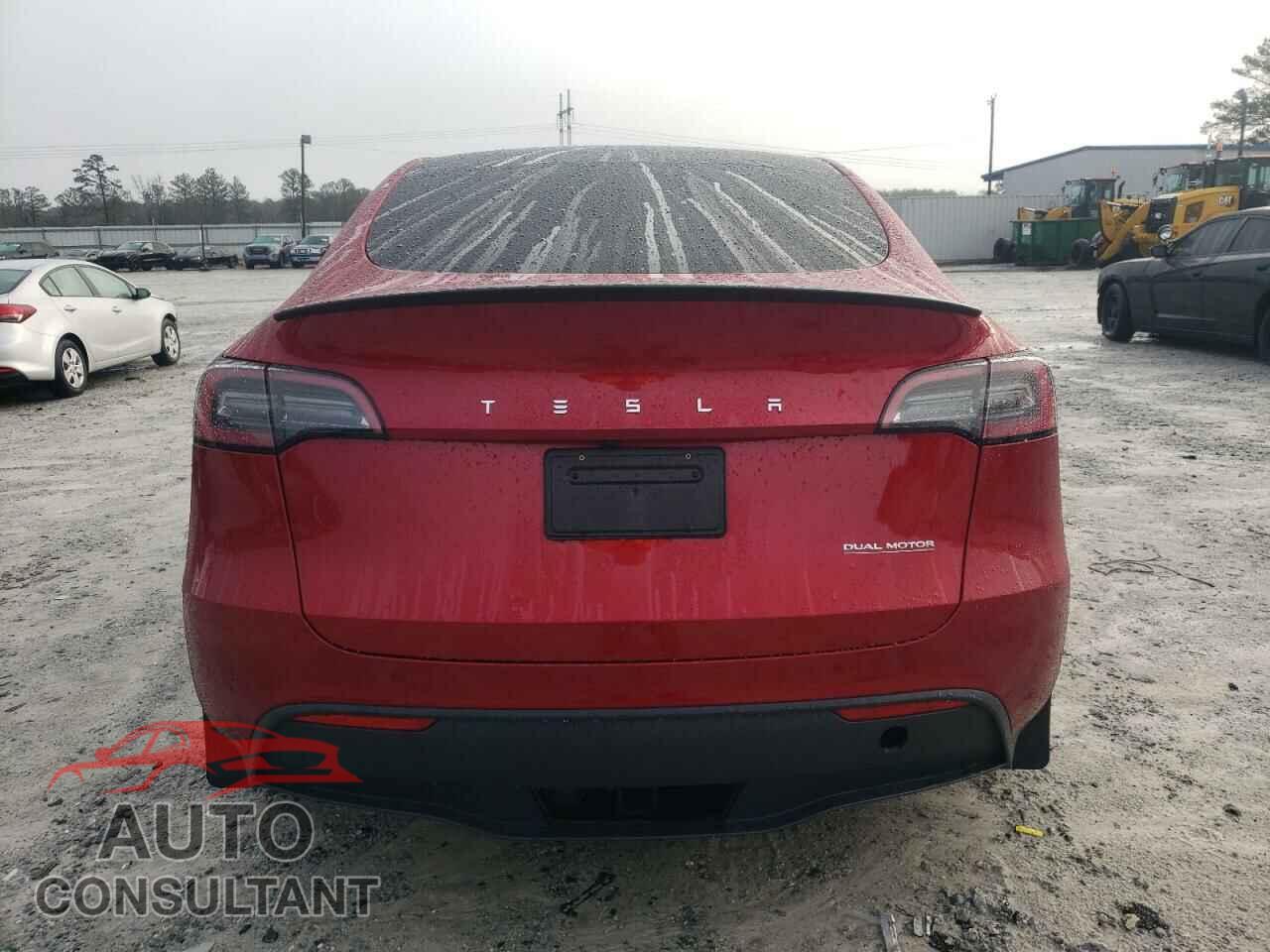 TESLA MODEL Y 2024 - 7SAYGDEF0RA265342