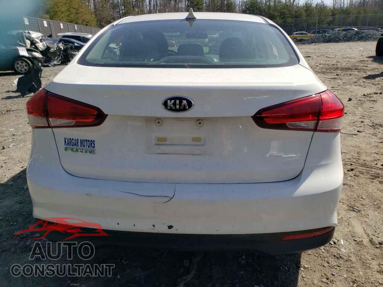 KIA FORTE 2017 - 3KPFK4A70HE033218