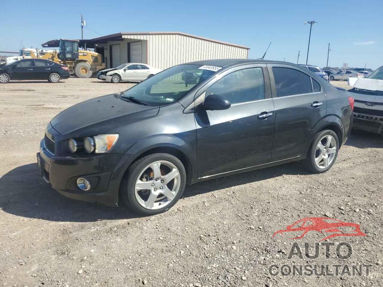 CHEVROLET SONIC 2014 - 1G1JE5SB9E4103444