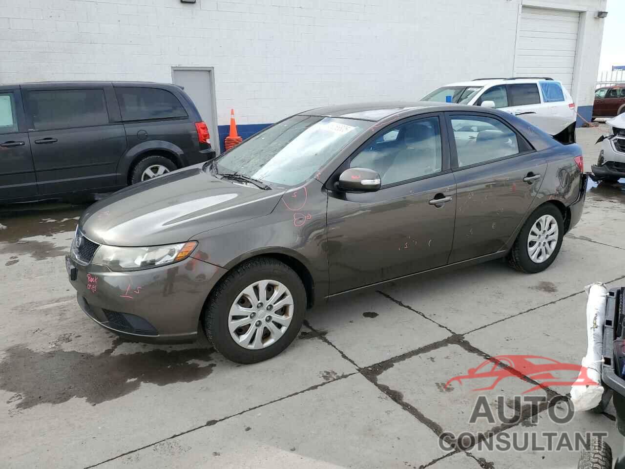 KIA FORTE 2010 - KNAFU4A22A5854611