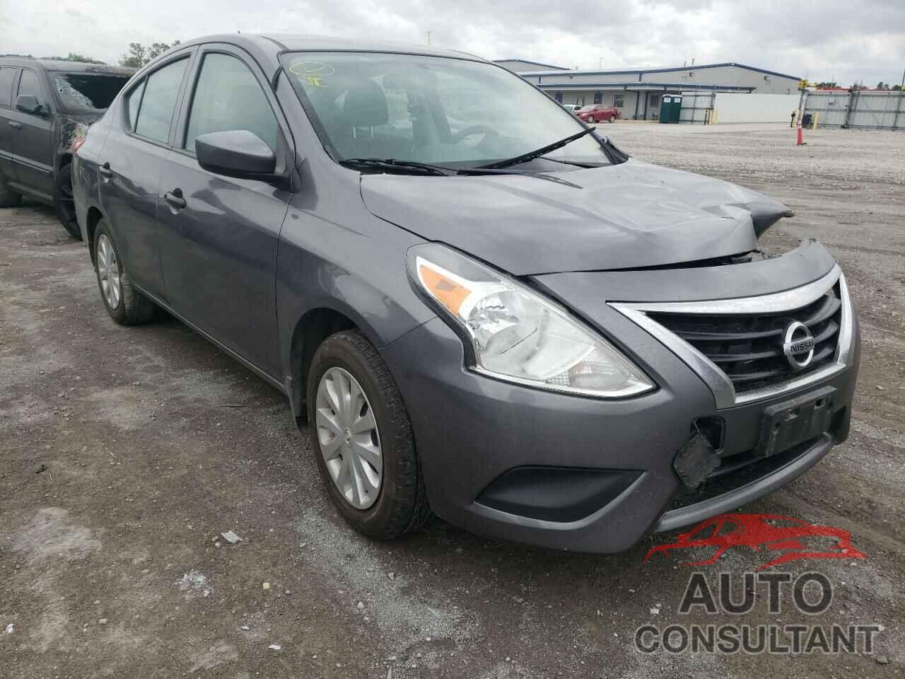 NISSAN VERSA 2018 - 3N1CN7APXJL864869