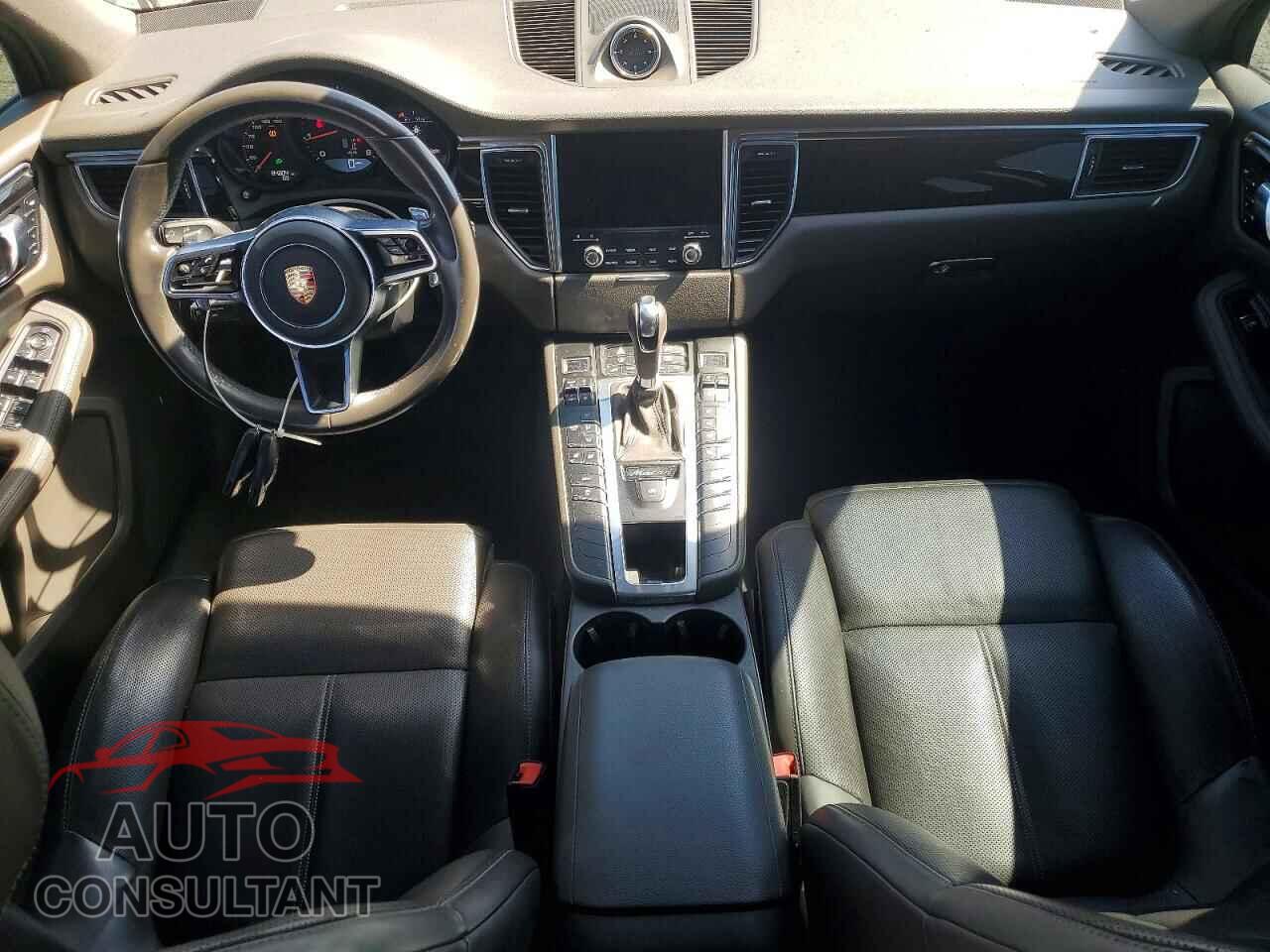 PORSCHE MACAN 2018 - WP1AA2A56JLB02487