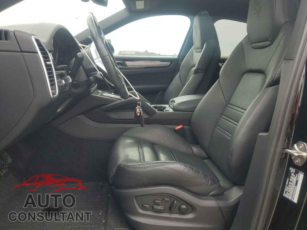 PORSCHE CAYENNE 2023 - WP1BA2AY8PDA26241