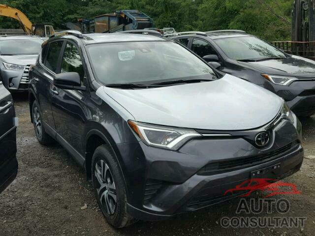 TOYOTA RAV4 LE 2018 - JTMBFREV1JJ743889