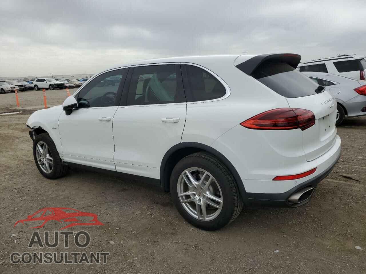 PORSCHE CAYENNE 2016 - WP1AF2A25GLA40743