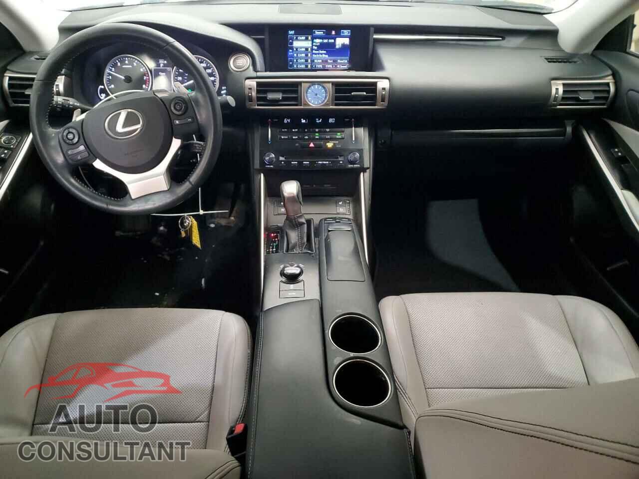 LEXUS IS 2014 - JTHCF1D27E5000650