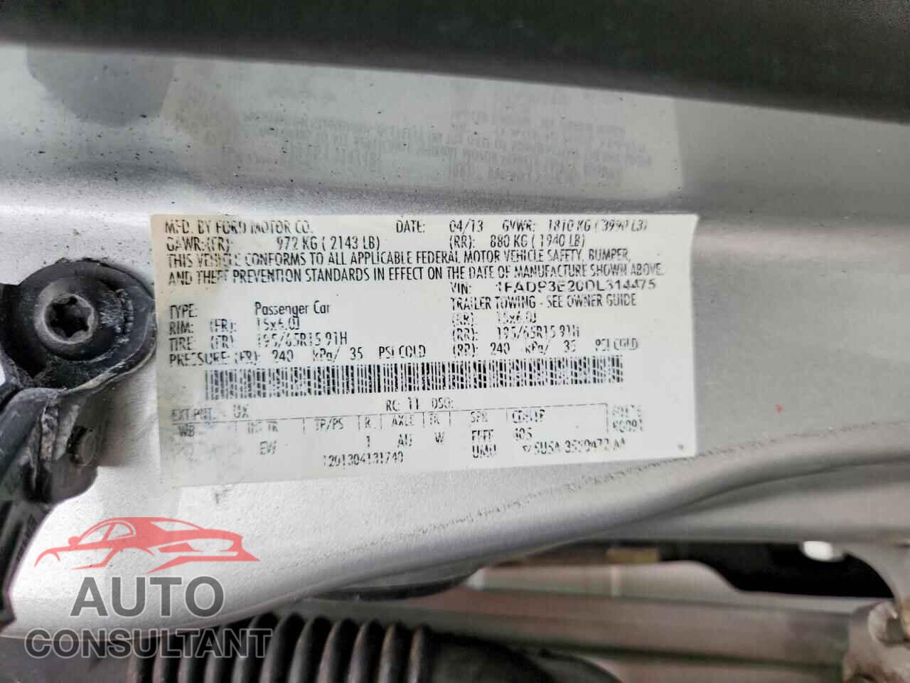 FORD FOCUS 2013 - 1FADP3E20DL314475