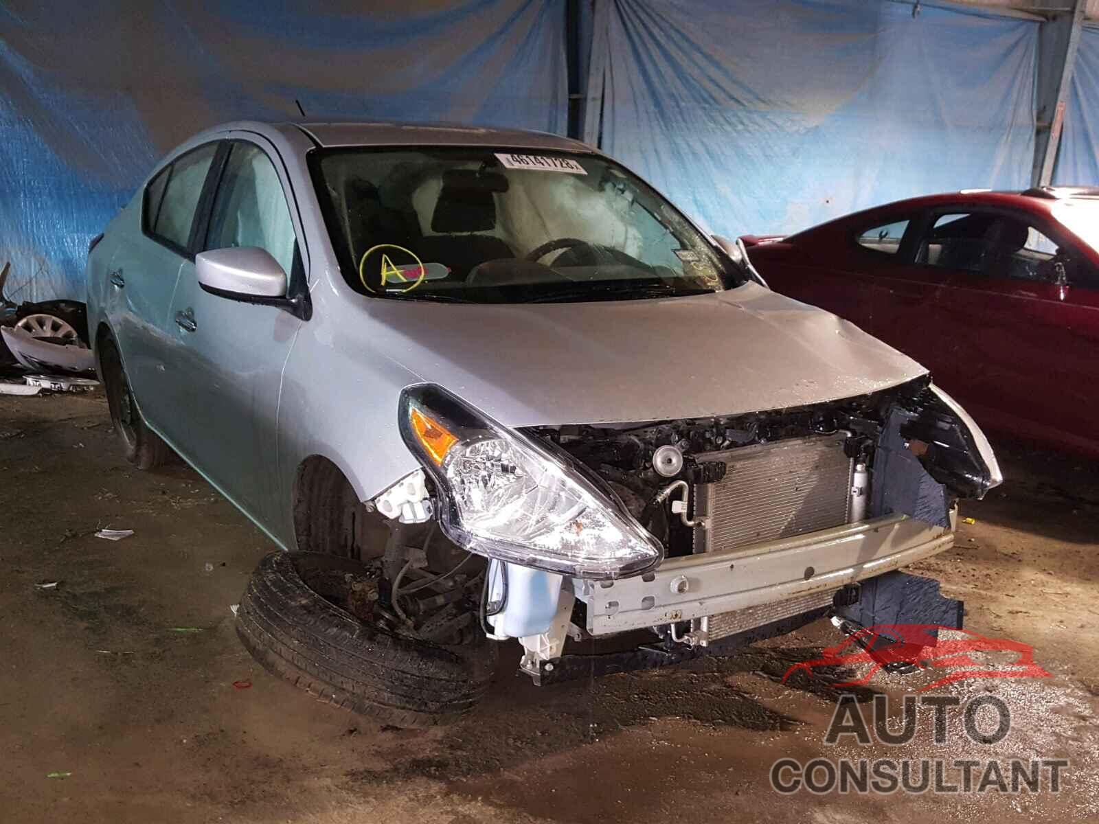 NISSAN VERSA 2017 - 3N1CN7AP7HL812562