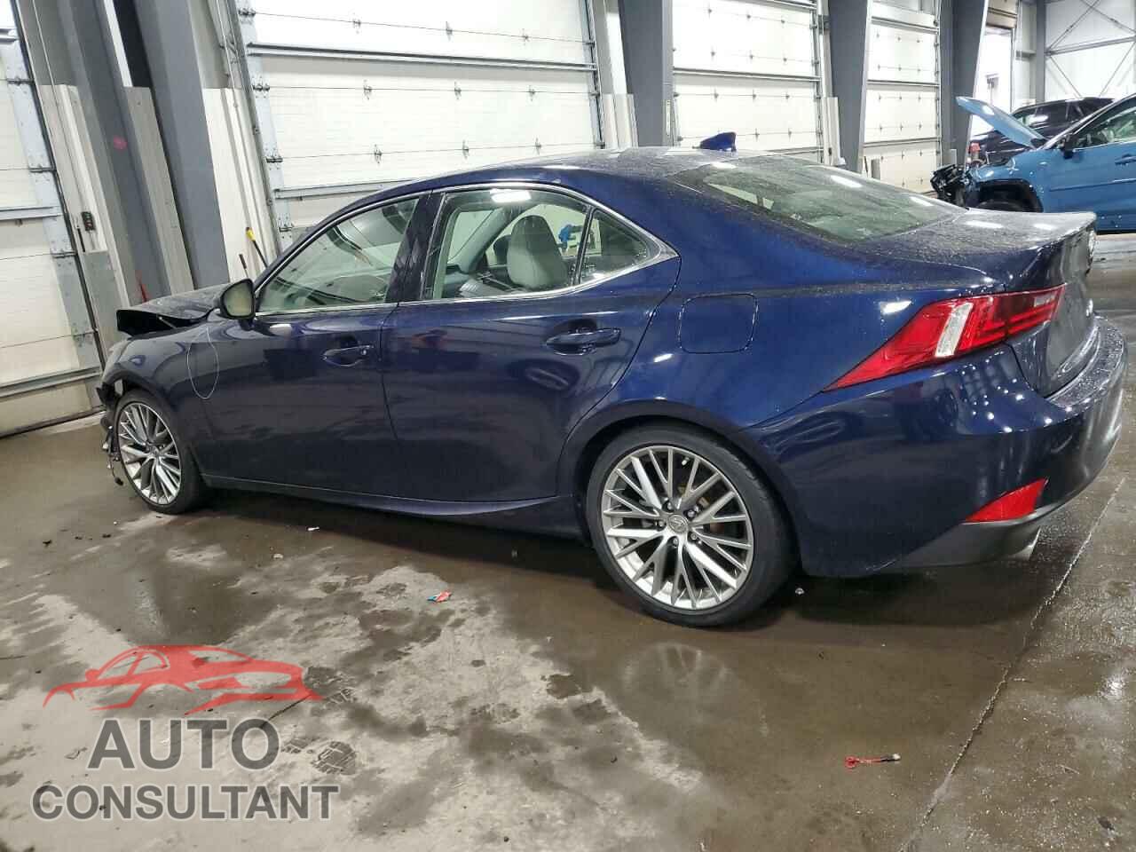 LEXUS IS 2015 - JTHCF1D22F5018314