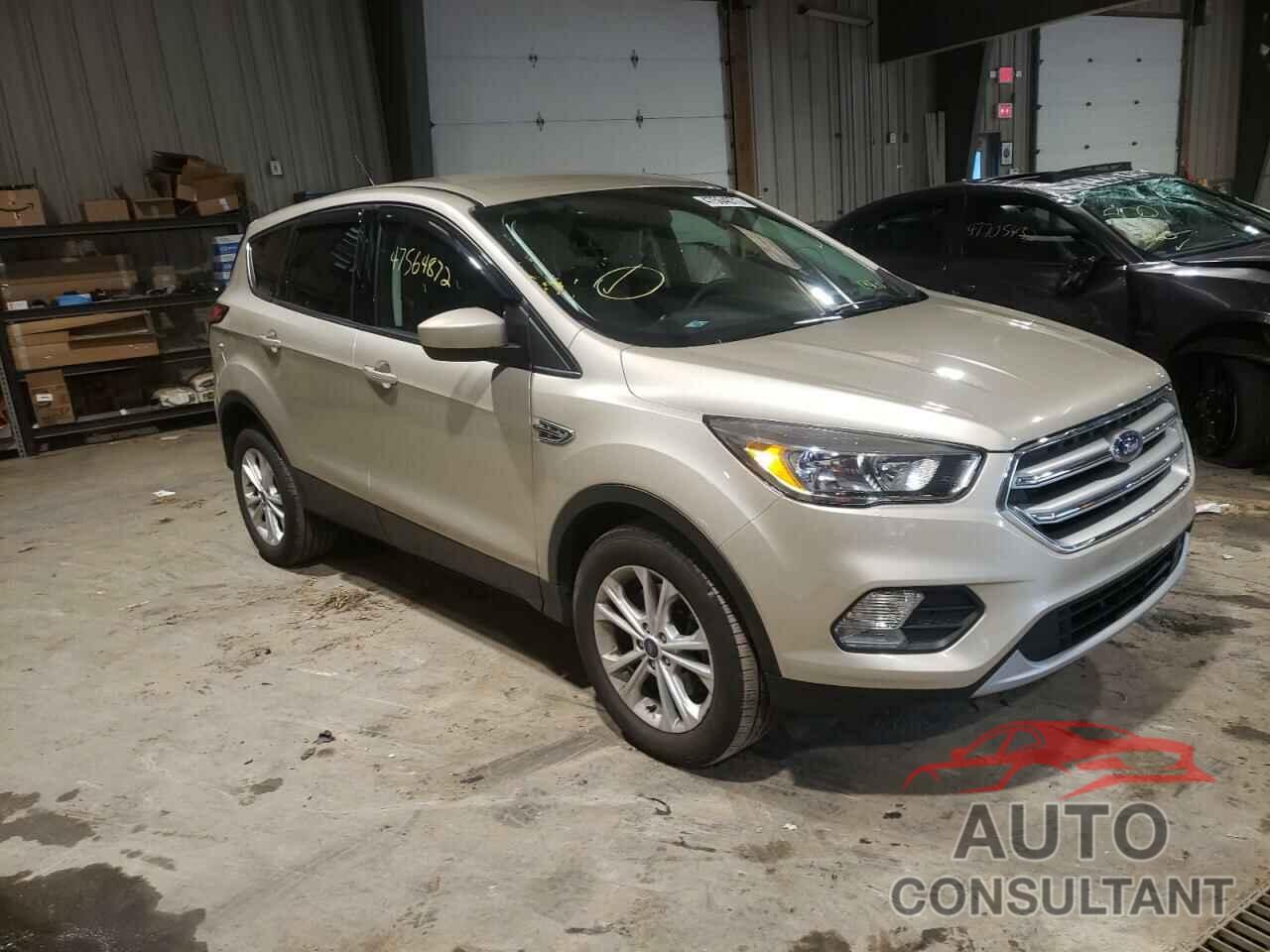 FORD ESCAPE 2017 - 1FMCU9GD2HUD57386