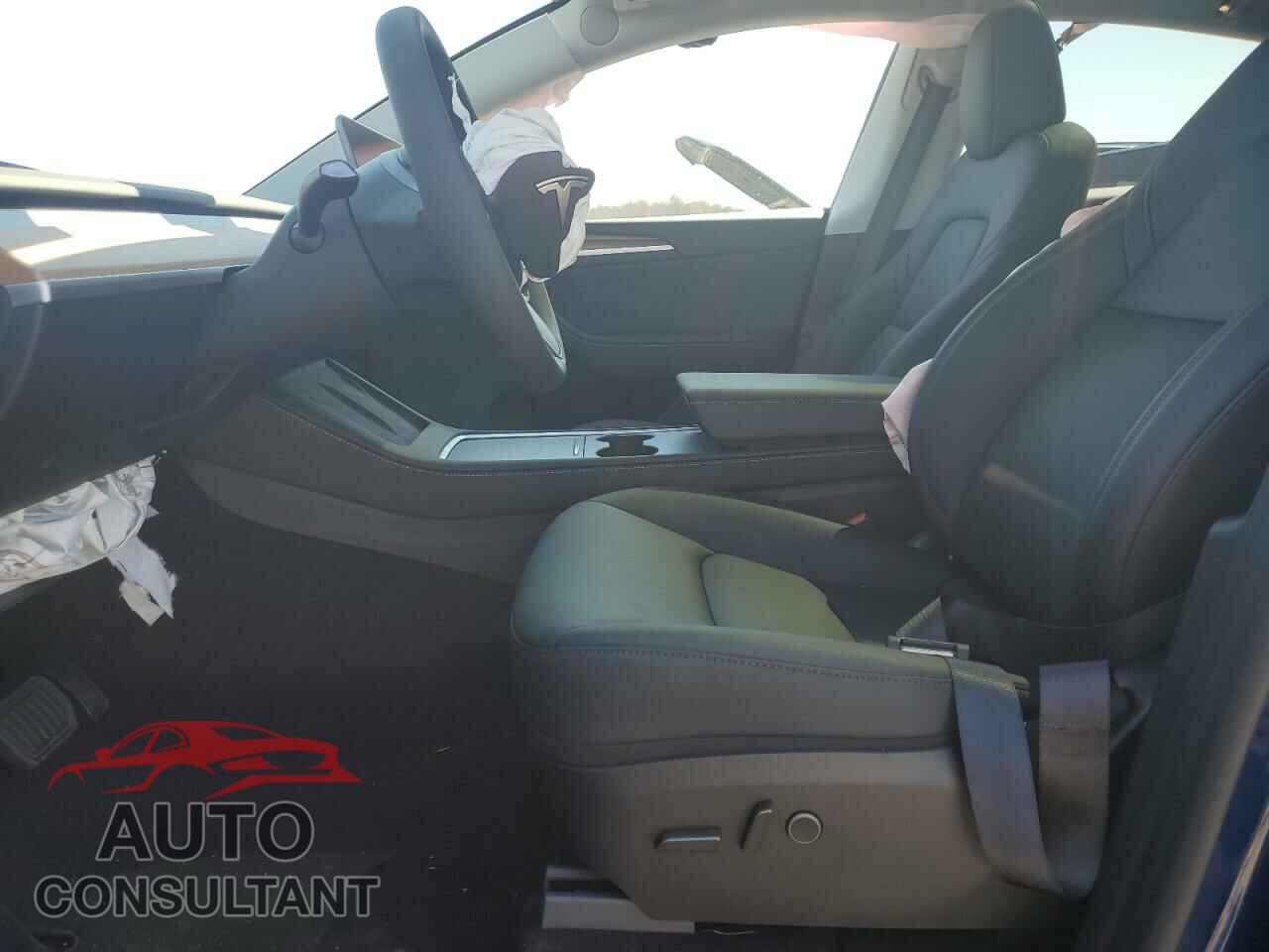 TESLA MODEL Y 2024 - 7SAYGDEEXRA234509