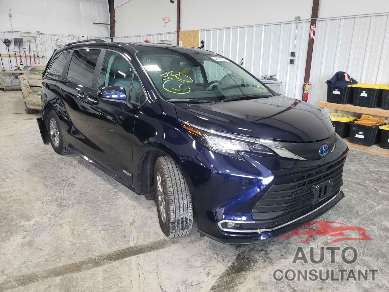 TOYOTA SIENNA 2021 - 5TDJSKFC5MS002745