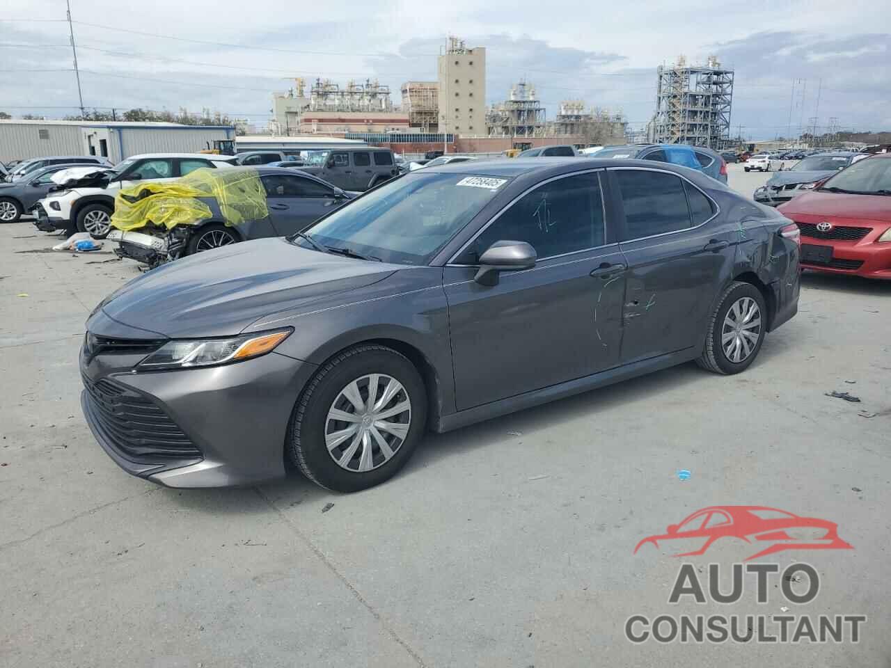 TOYOTA CAMRY 2018 - 4T1B11HK3JU070163