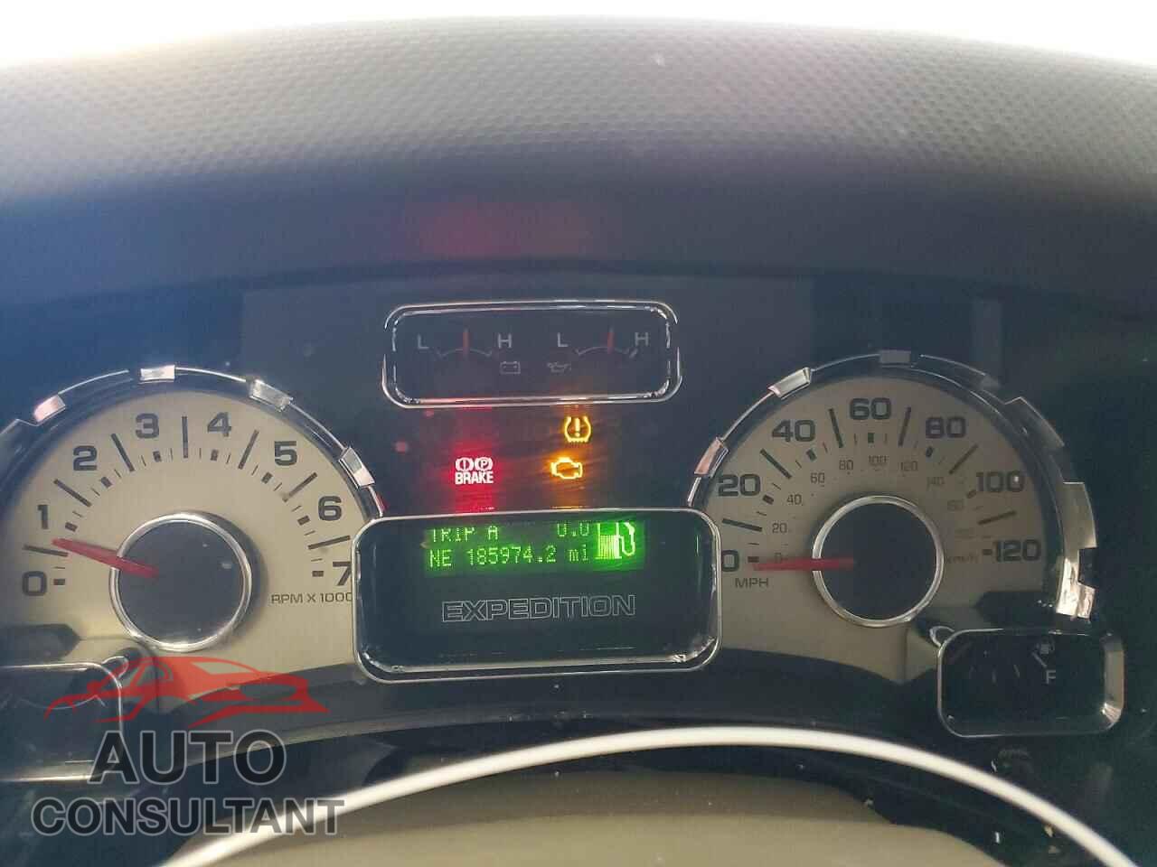 FORD EXPEDITION 2013 - 1FMJU1K50DEF62928
