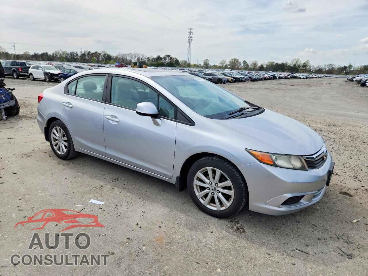 HONDA CIVIC 2012 - 2HGFB2F84CH552230