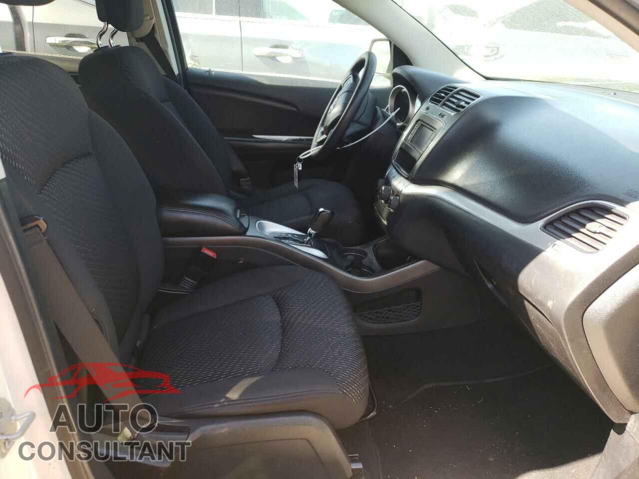 DODGE JOURNEY 2017 - 3C4PDCBGXHT521563