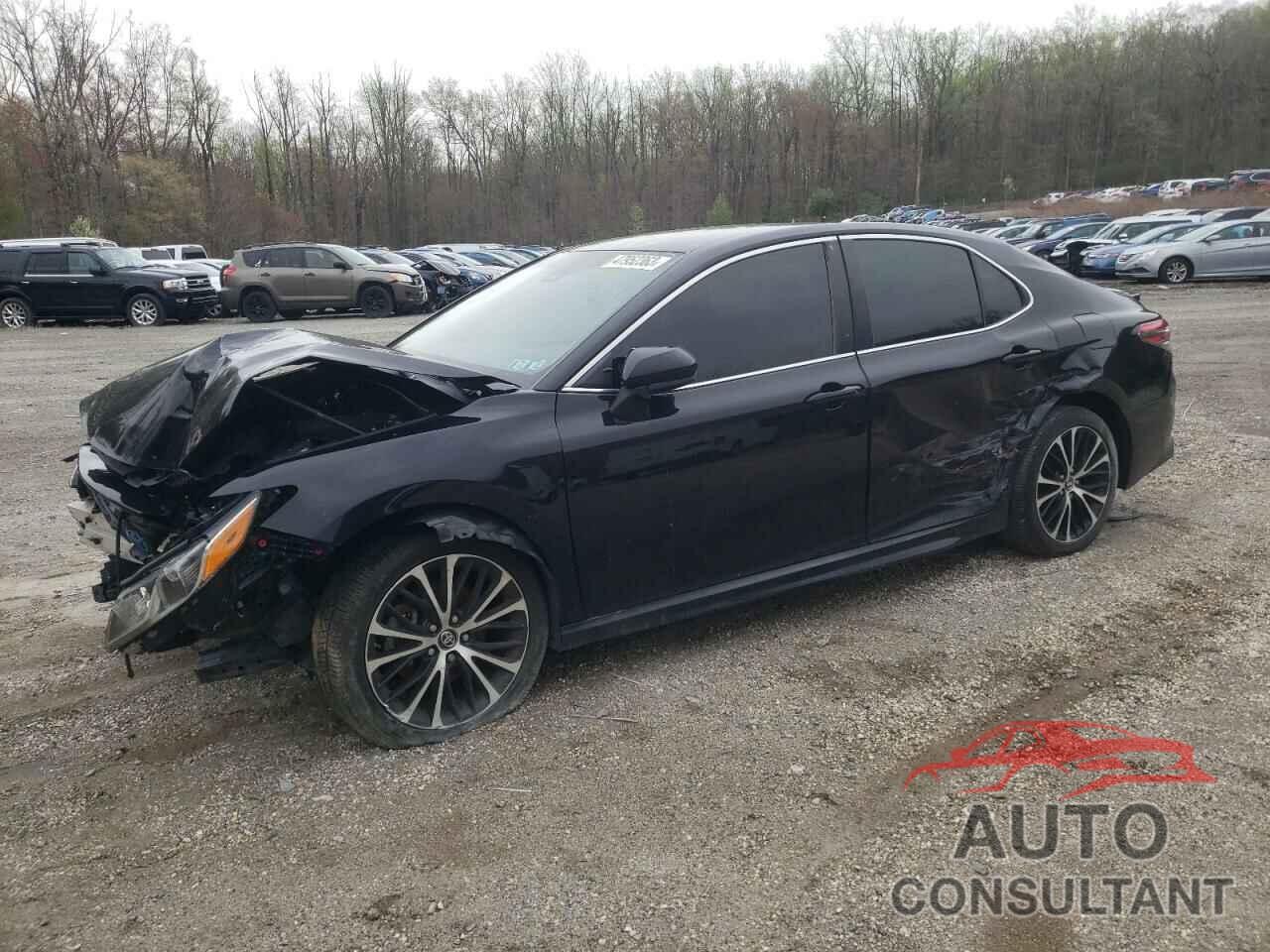 TOYOTA CAMRY 2018 - 4T1B11HK5JU608281