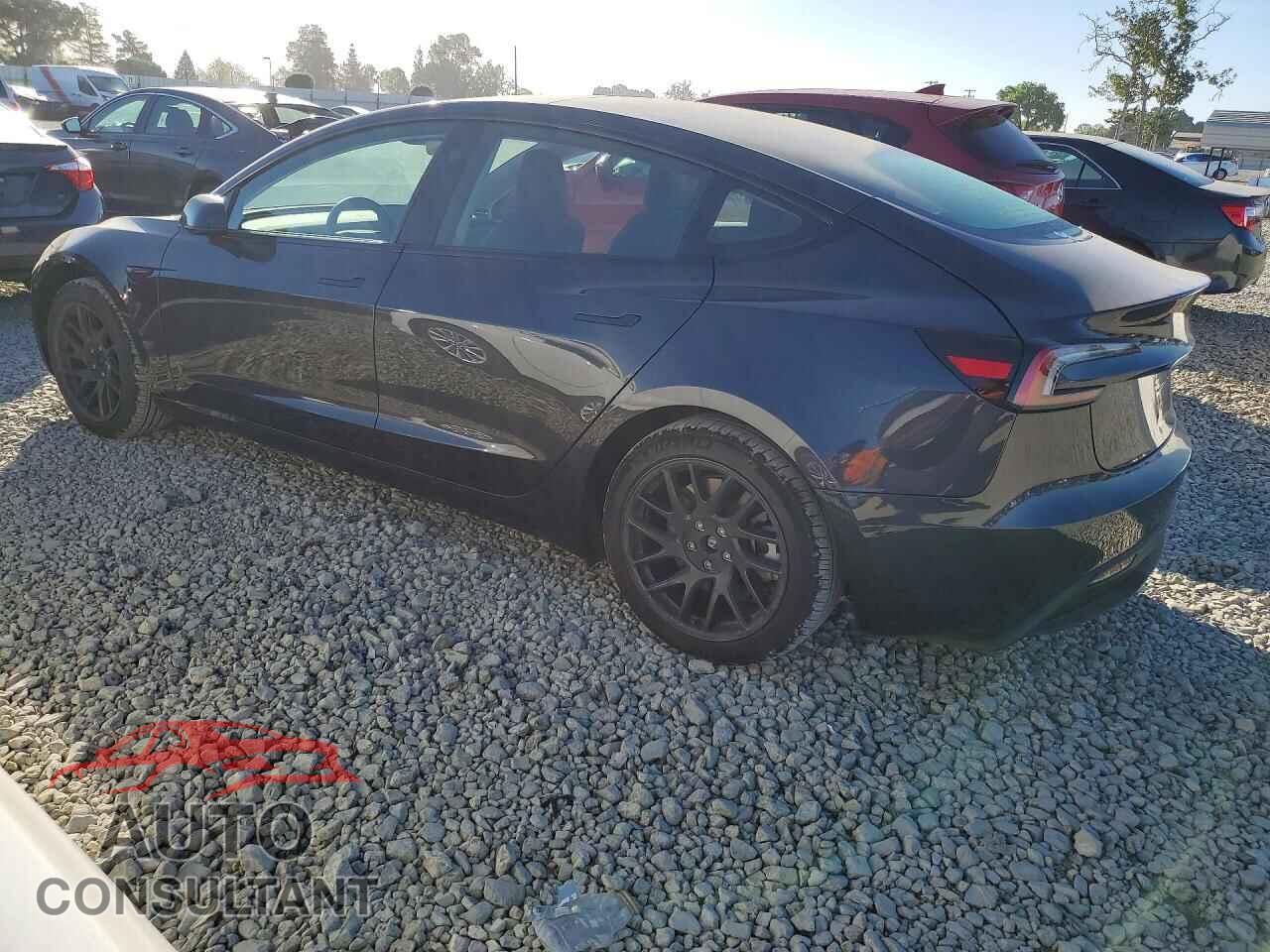 TESLA MODEL 3 2024 - 5YJ3E1EB9RF797202