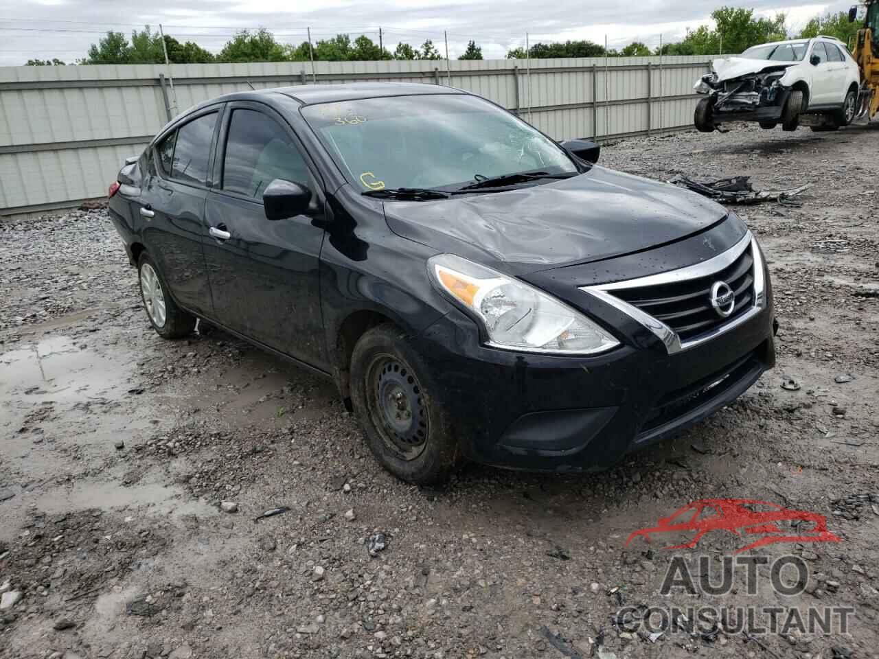 NISSAN VERSA 2018 - 3N1CN7AP0JL885908