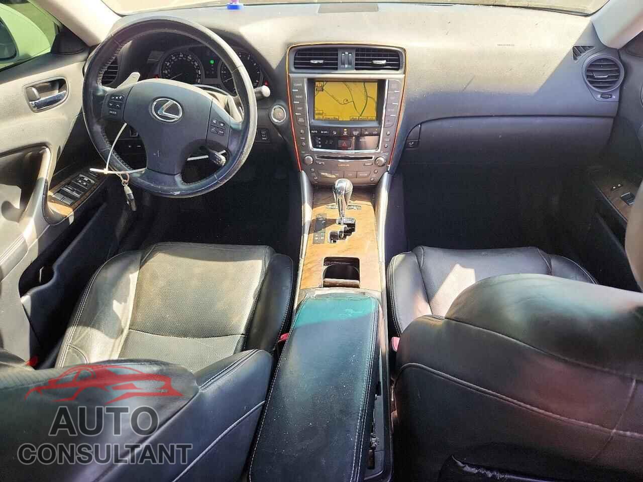 LEXUS IS 2010 - JTHBF5C26A5124438