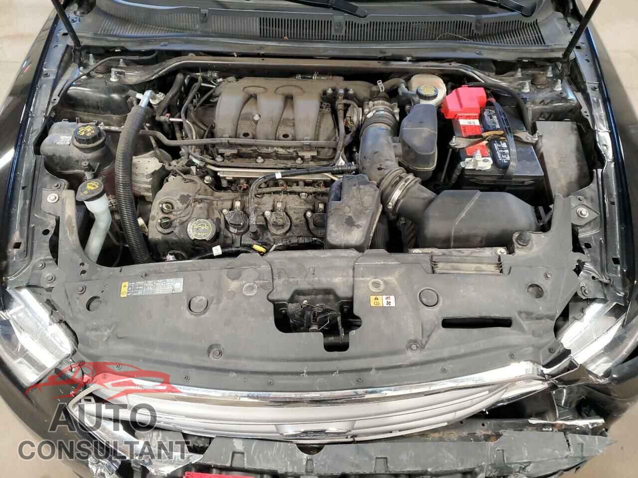 FORD TAURUS 2017 - 1FAHP2E82HG120058