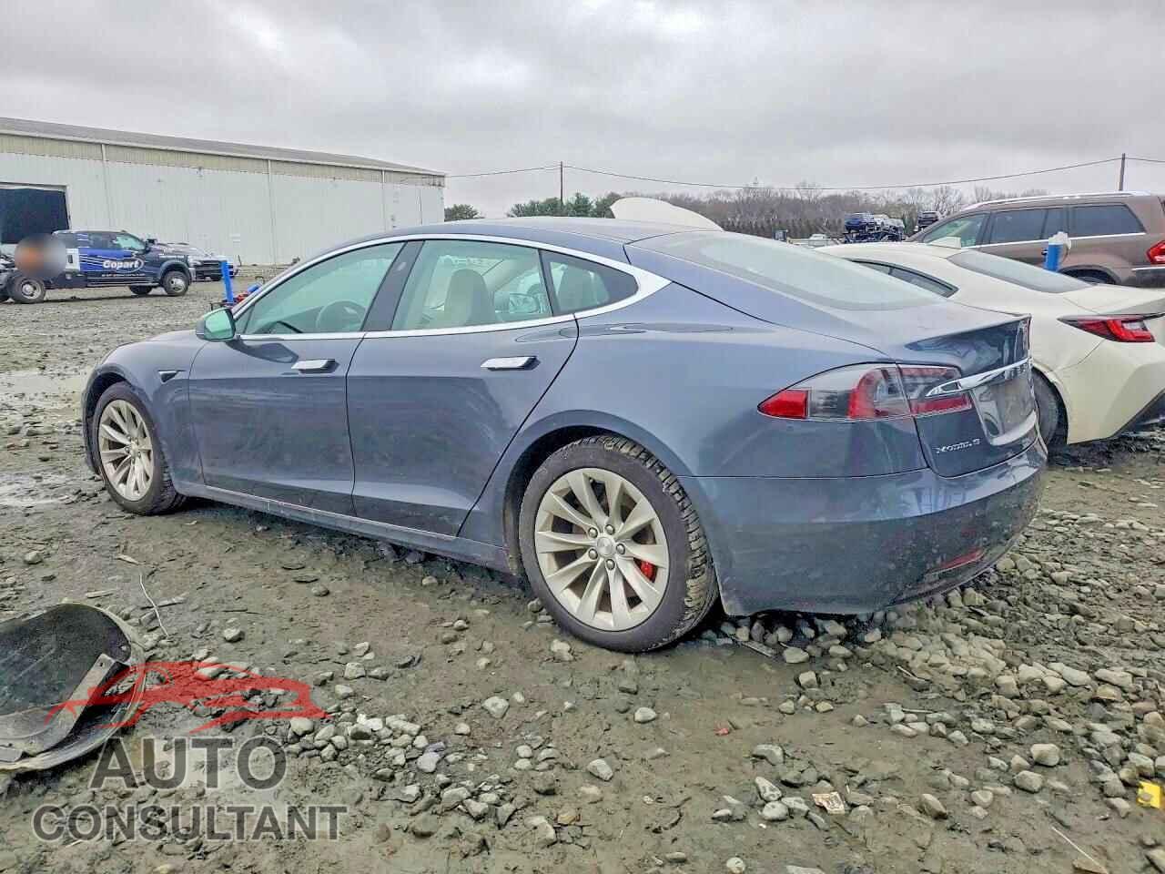 TESLA MODEL S 2018 - 5YJSA1E49JF246314