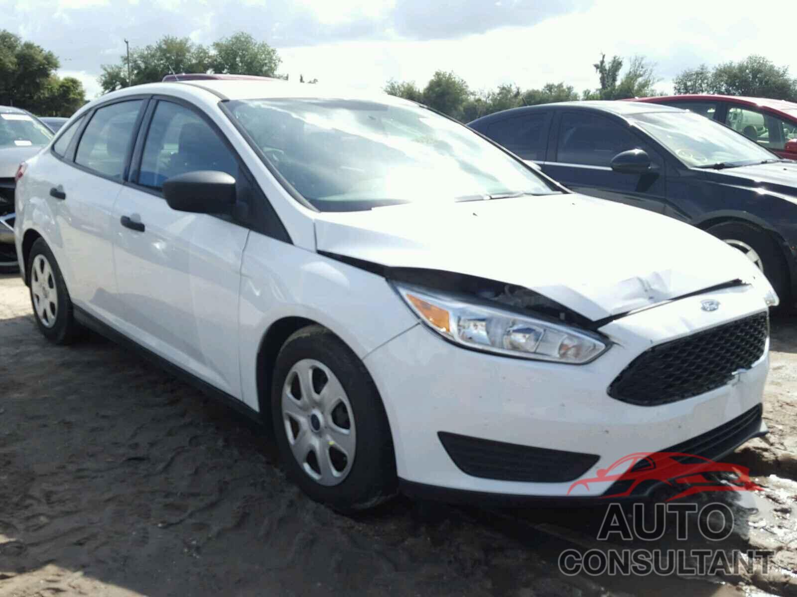 FORD FOCUS 2015 - 1FADP3E20FL354526