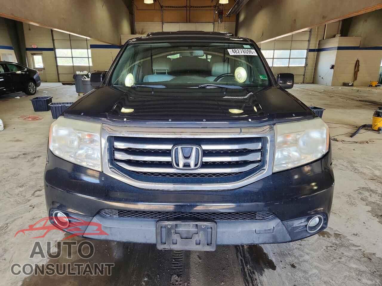 HONDA PILOT 2014 - 5FNYF3H71EB003552