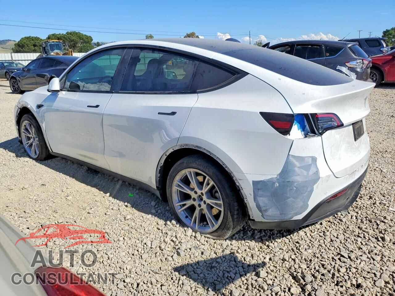 TESLA MODEL Y 2022 - 7SAYGAEE2NF570134