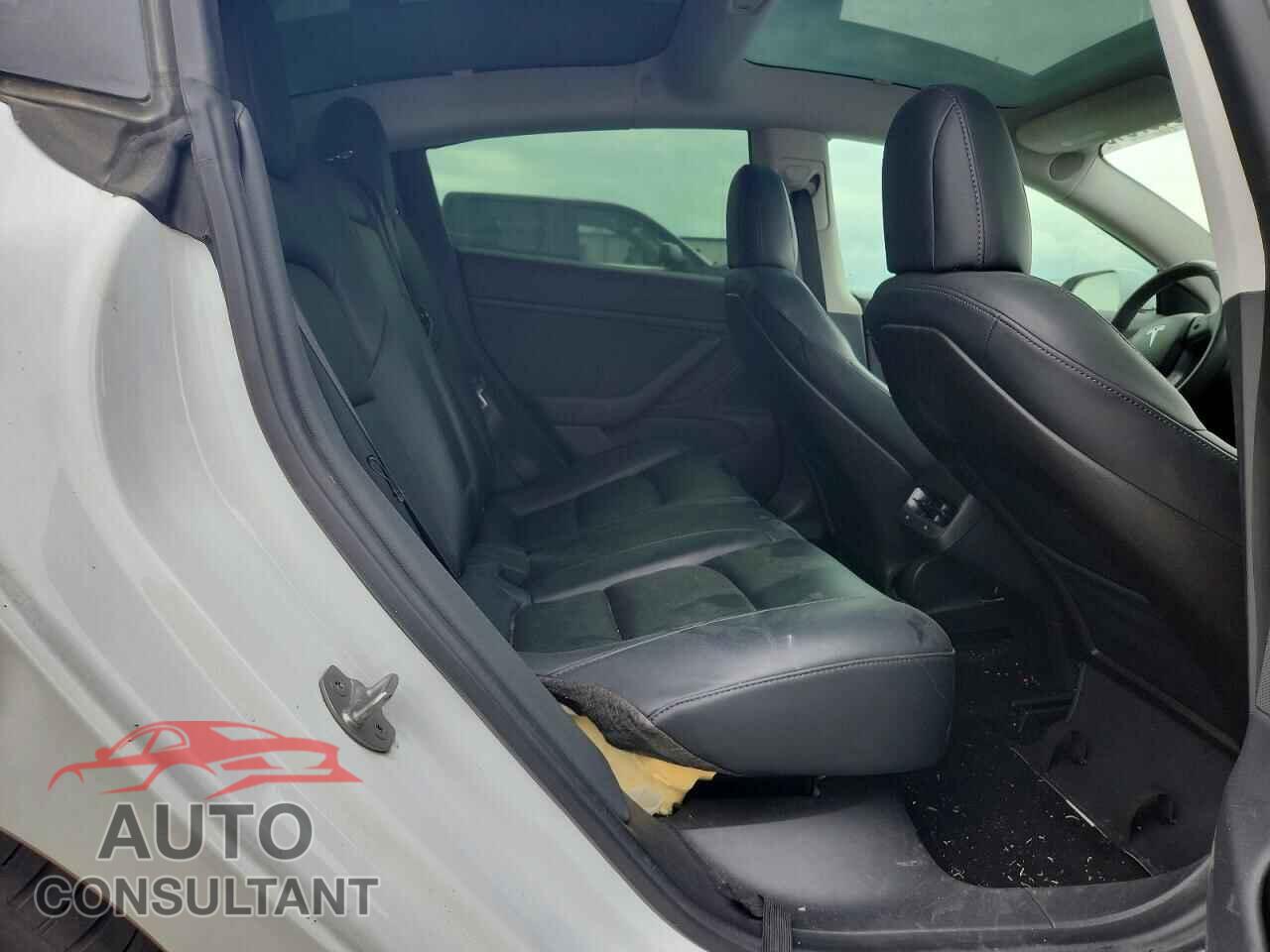 TESLA MODEL 3 2020 - 5YJ3E1EC4LF603238