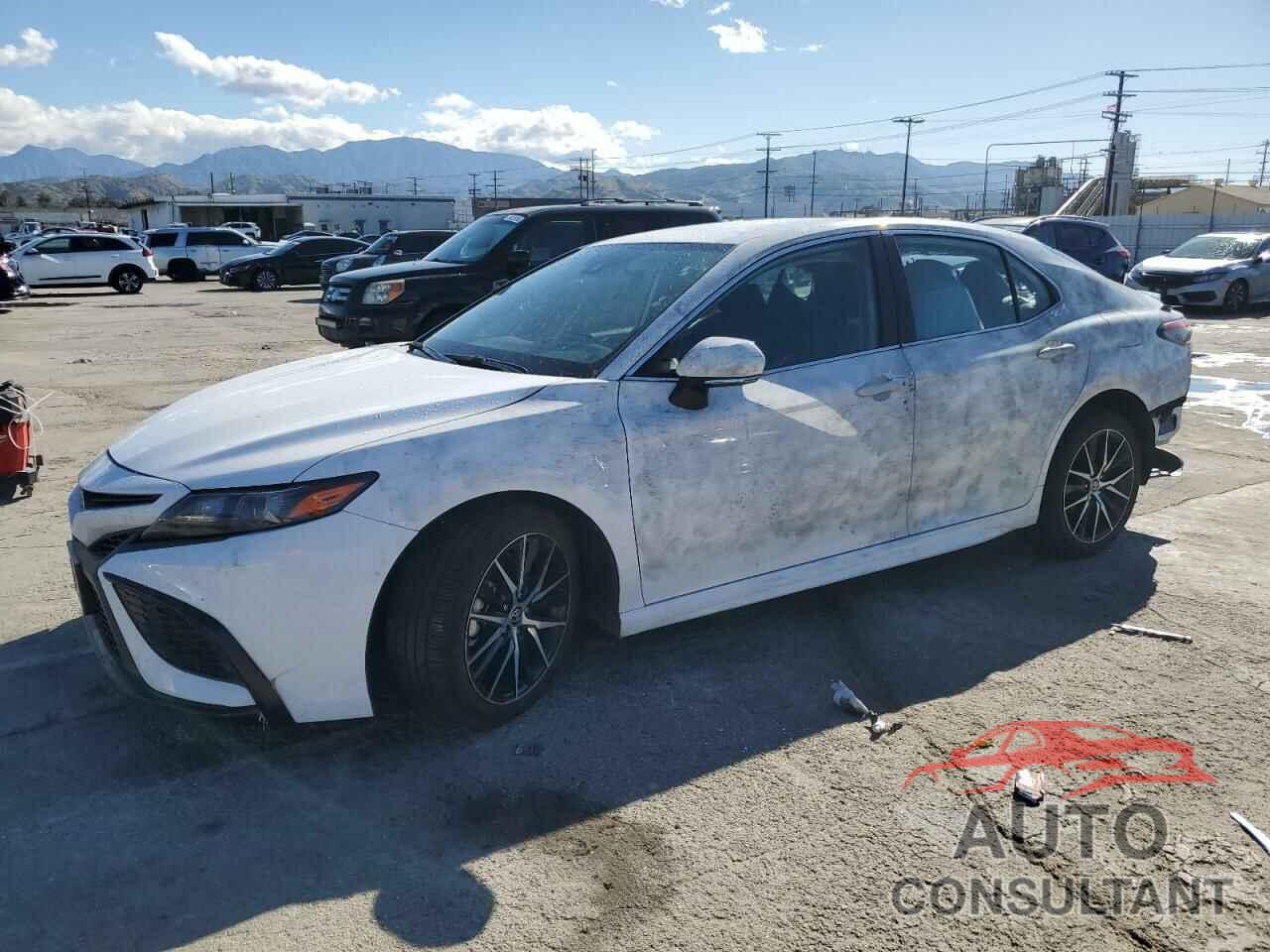 TOYOTA CAMRY 2024 - 4T1G11AK7RU860254