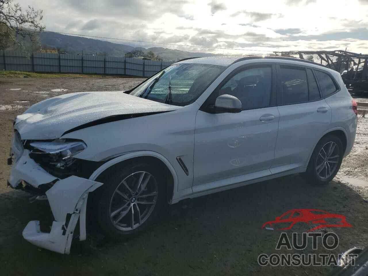 BMW X3 2018 - 5UXTS3C59J0Y96895