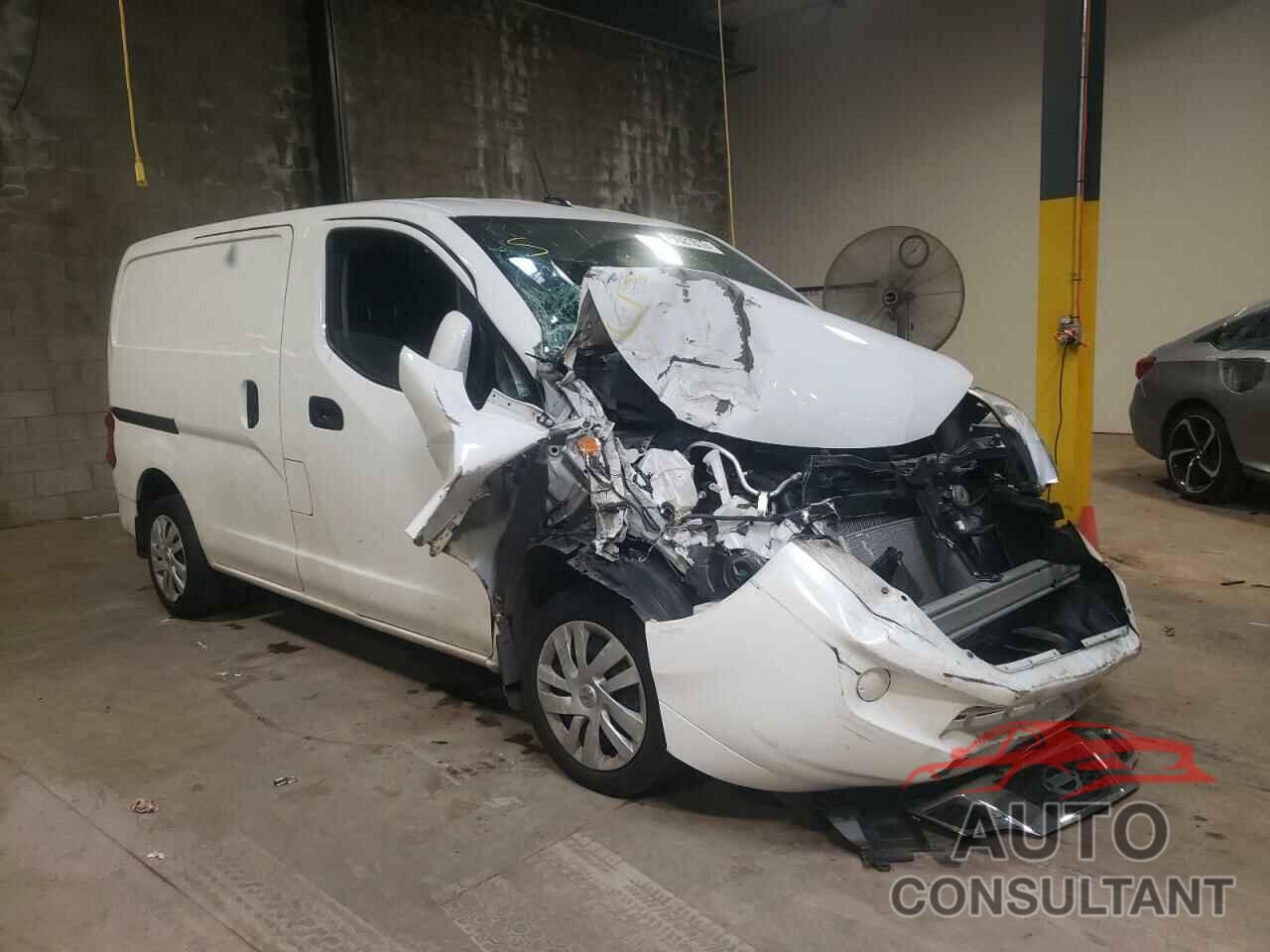 NISSAN NV 2018 - 3N6CM0KN1JK704452