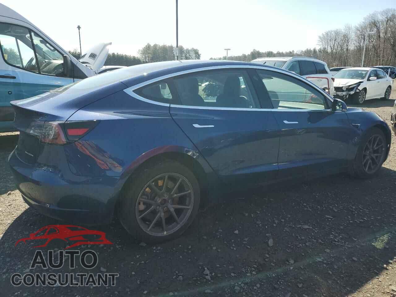 TESLA MODEL 3 2020 - 5YJ3E1EB6LF617679