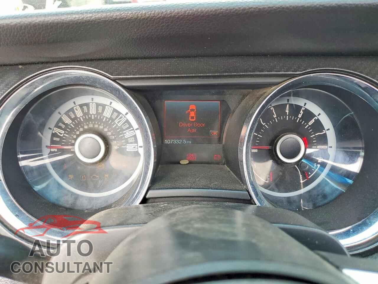 FORD MUSTANG 2013 - 1ZVBP8FF1D5201328