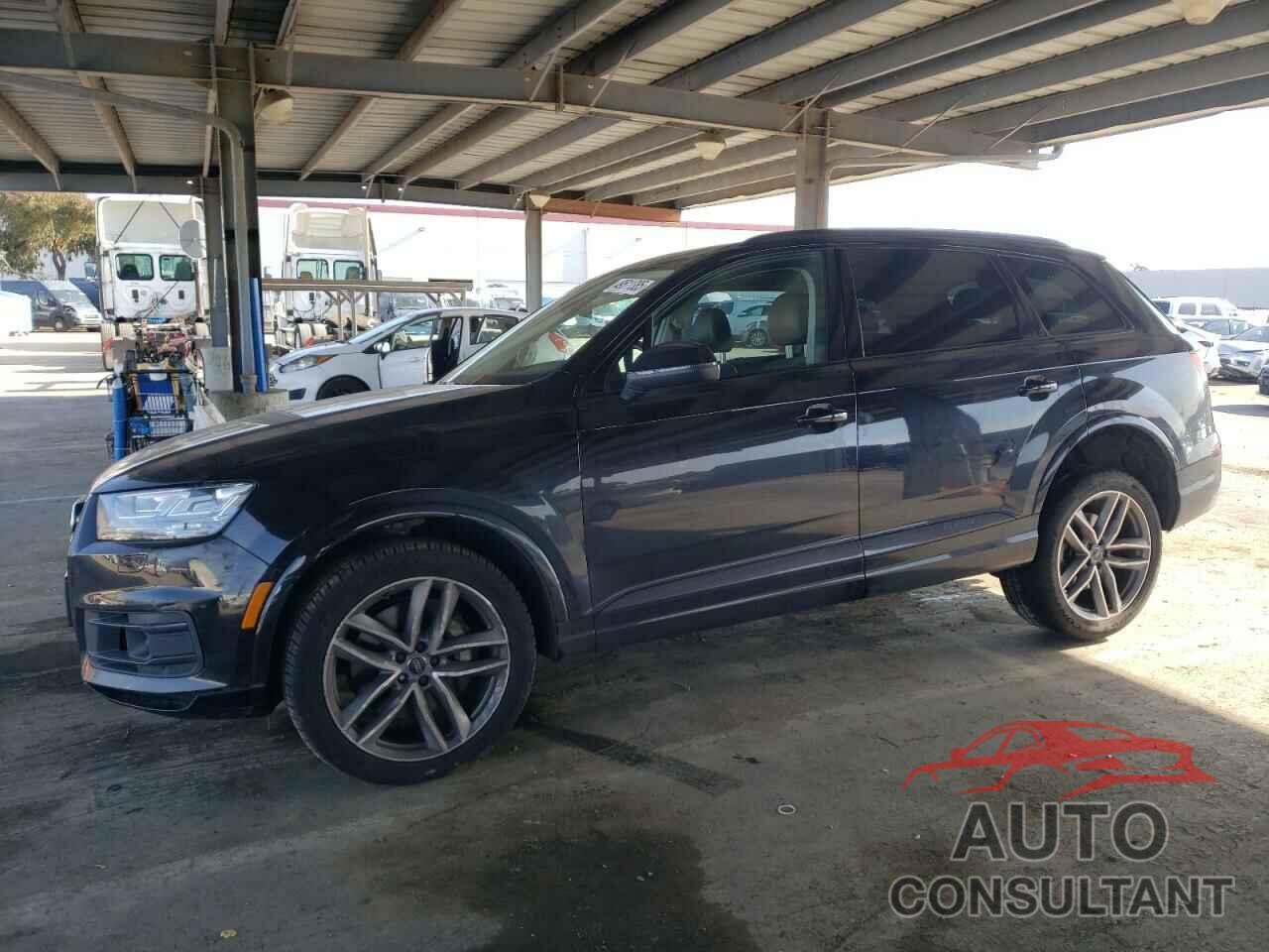 AUDI Q7 2018 - WA1VAAF78JD043647
