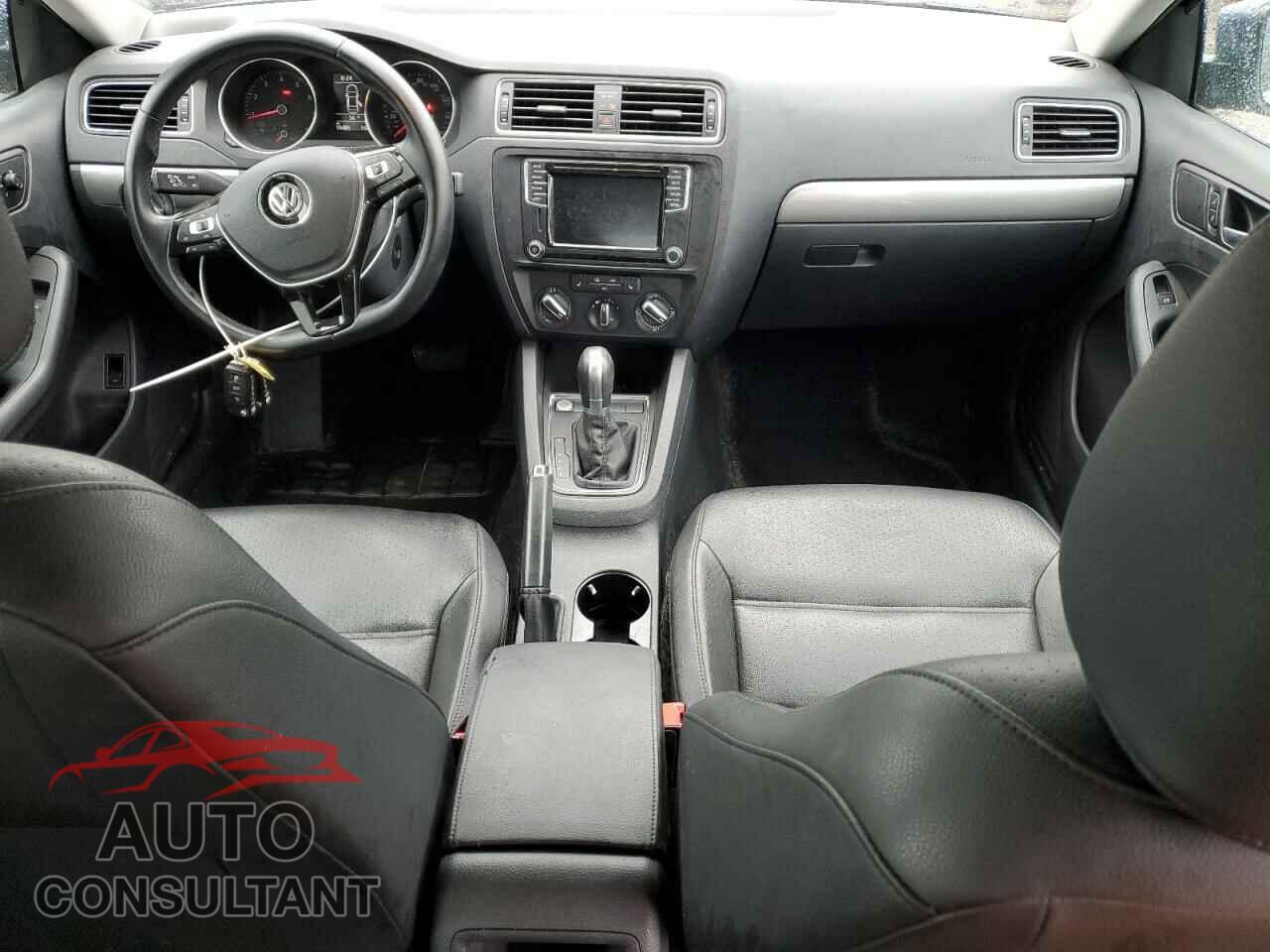 VOLKSWAGEN JETTA 2017 - 3VWDB7AJ2HM267044