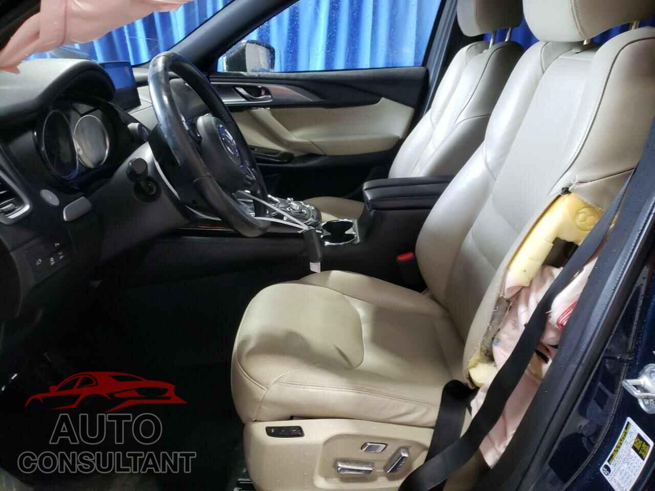 MAZDA CX-9 2018 - JM3TCADY8J0205570
