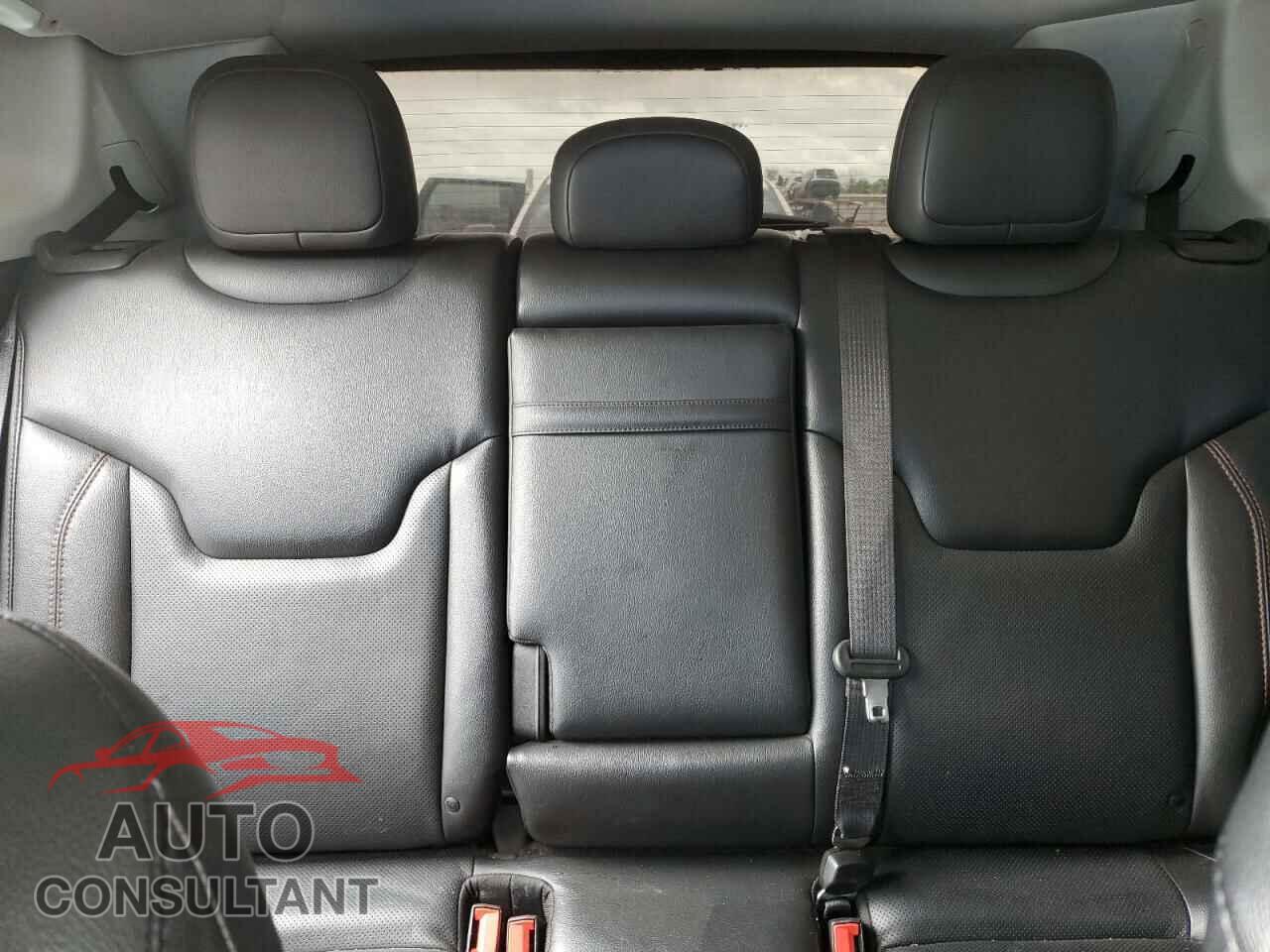 JEEP COMPASS 2019 - 3C4NJDCB1KT647844