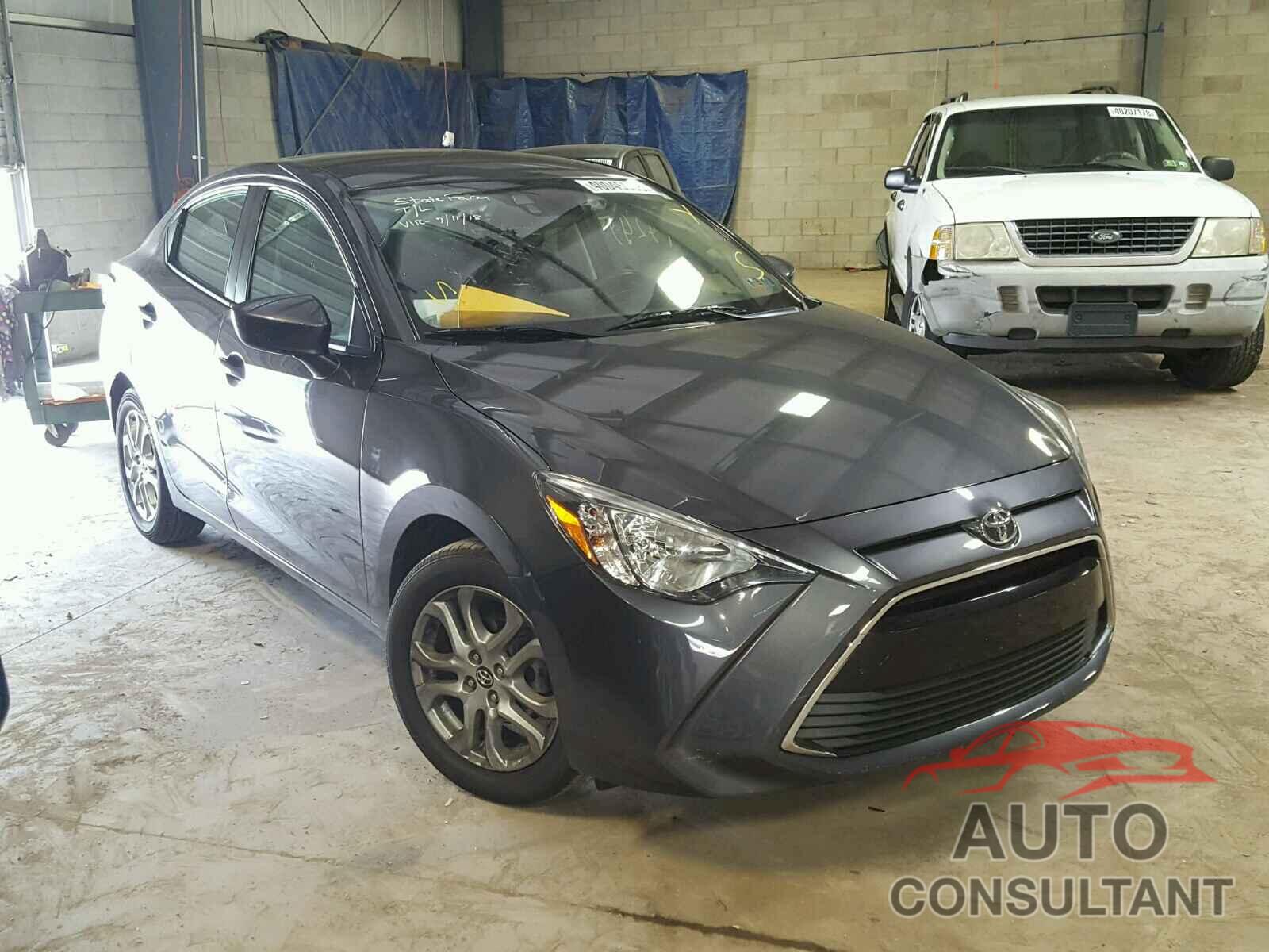 TOYOTA YARIS 2017 - 3MYDLBYV9HY165858